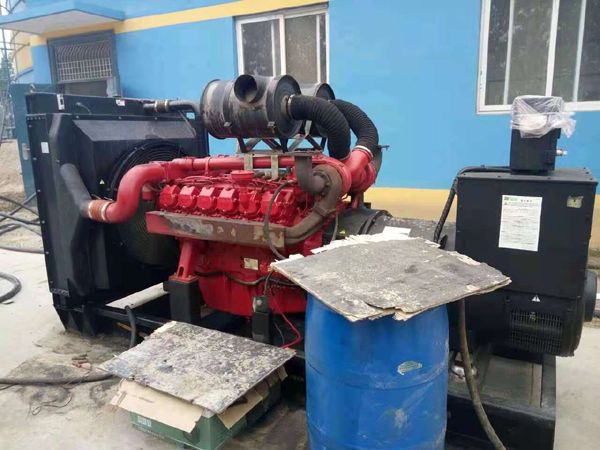 滴道关于柴油发电机组水箱污垢的产生与清理