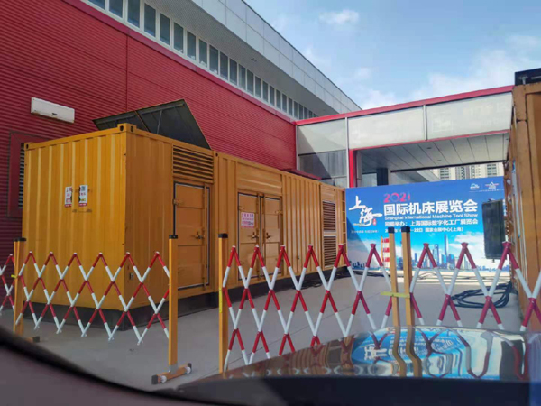 滴道发电车出租-发电机无电压或电压太低怎么办？