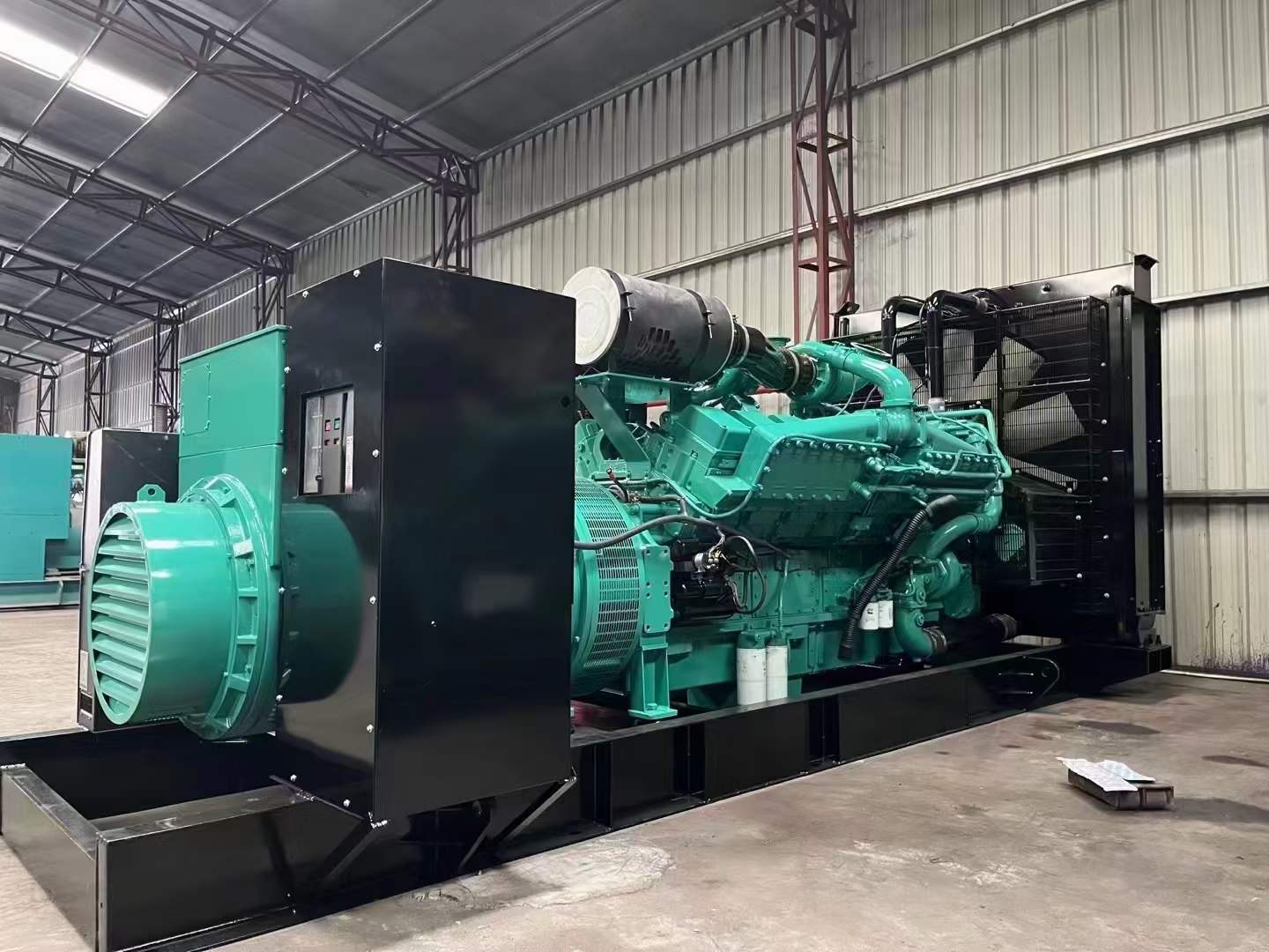 滴道如何降低 800kW 柴油发电机输出电流的波动？