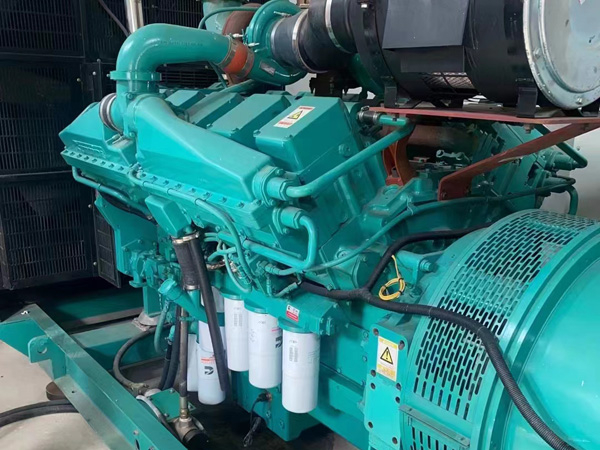 滴道更换100kW柴油发电机组机油时，需要注意哪些事项？